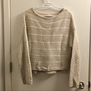 Women’s crewneck sweater 2